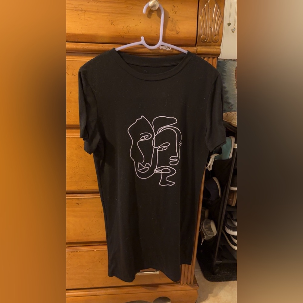 Product: Abstract faces tshirt dress       Brand:SHEIN